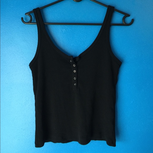 Brandy Melville Tops - Brandy Melville Simone Tank Top 🖤